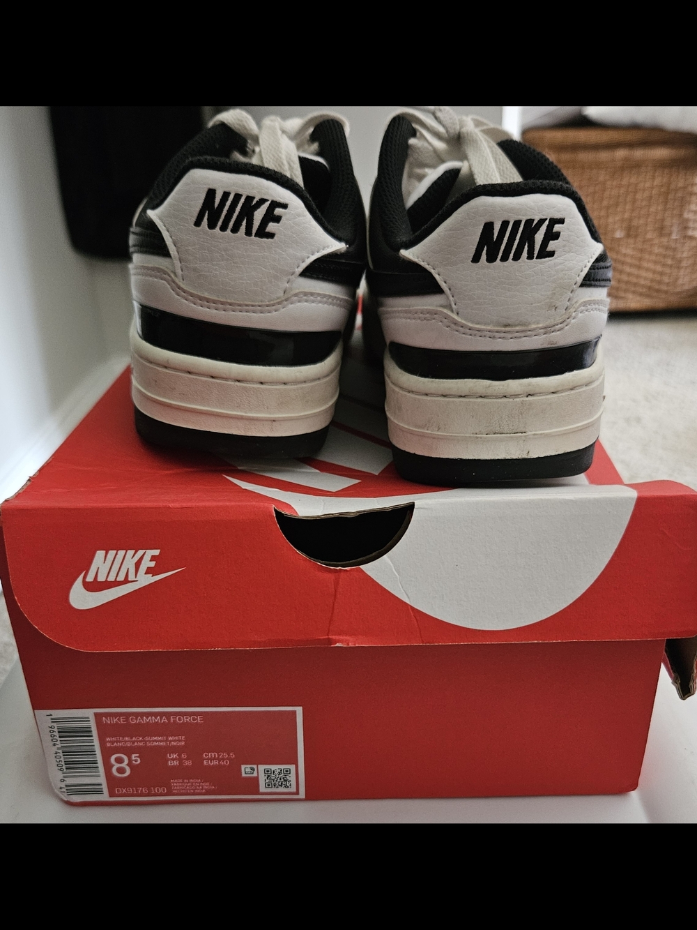 Nike Men’s Black and White Low-Top Sneakers - Retro Court Style